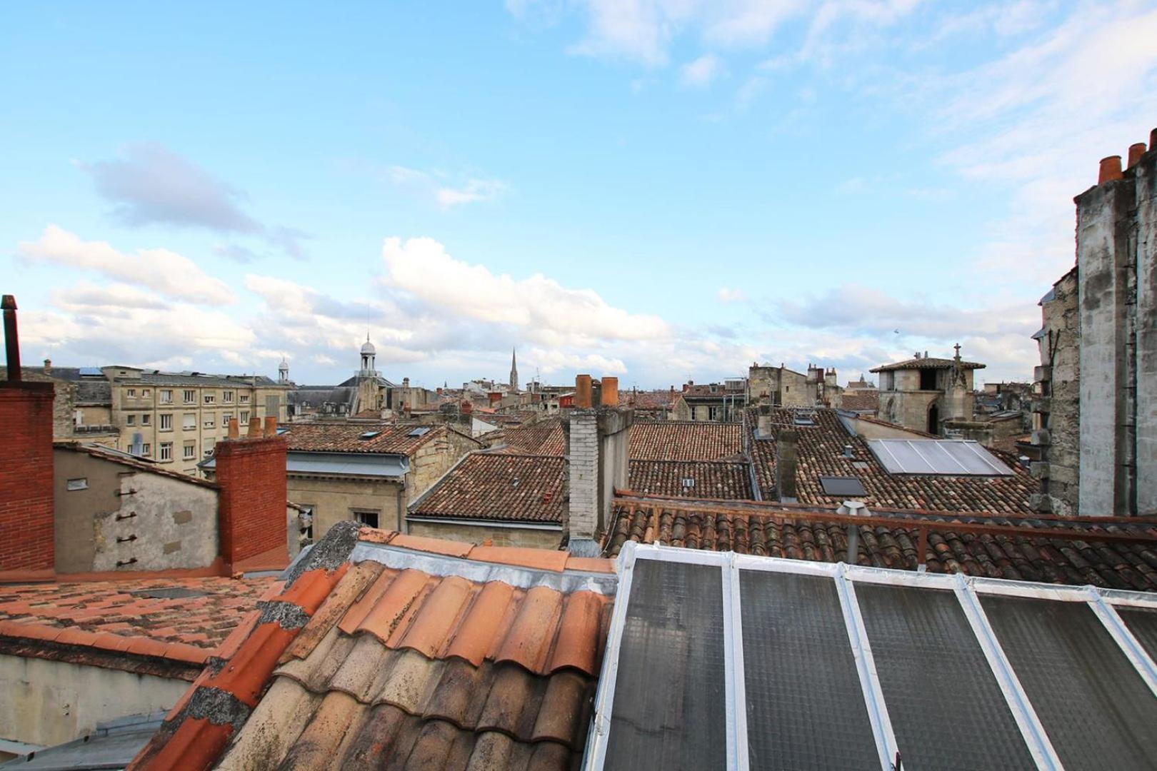 Guestready - Sunny Attic Apt Near Grand Theatre Bordeaux Exterior photo